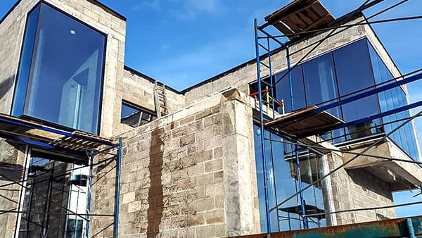 Основное изображение