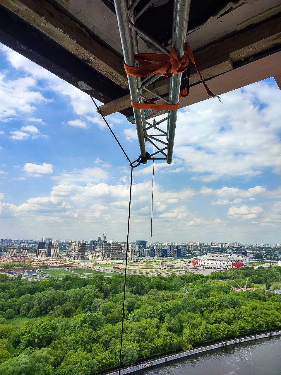 Миниатюра №10