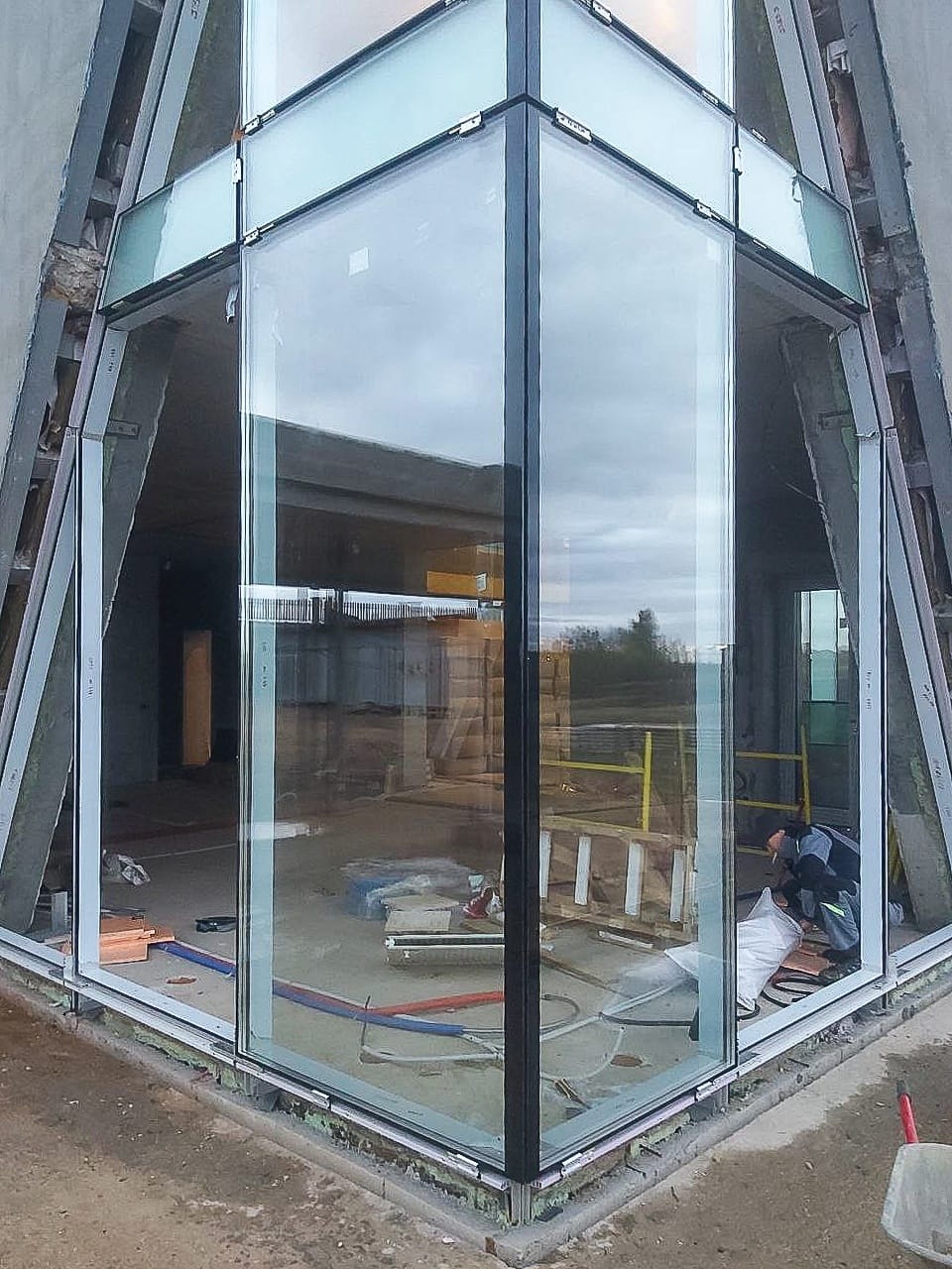 Миниатюра №10