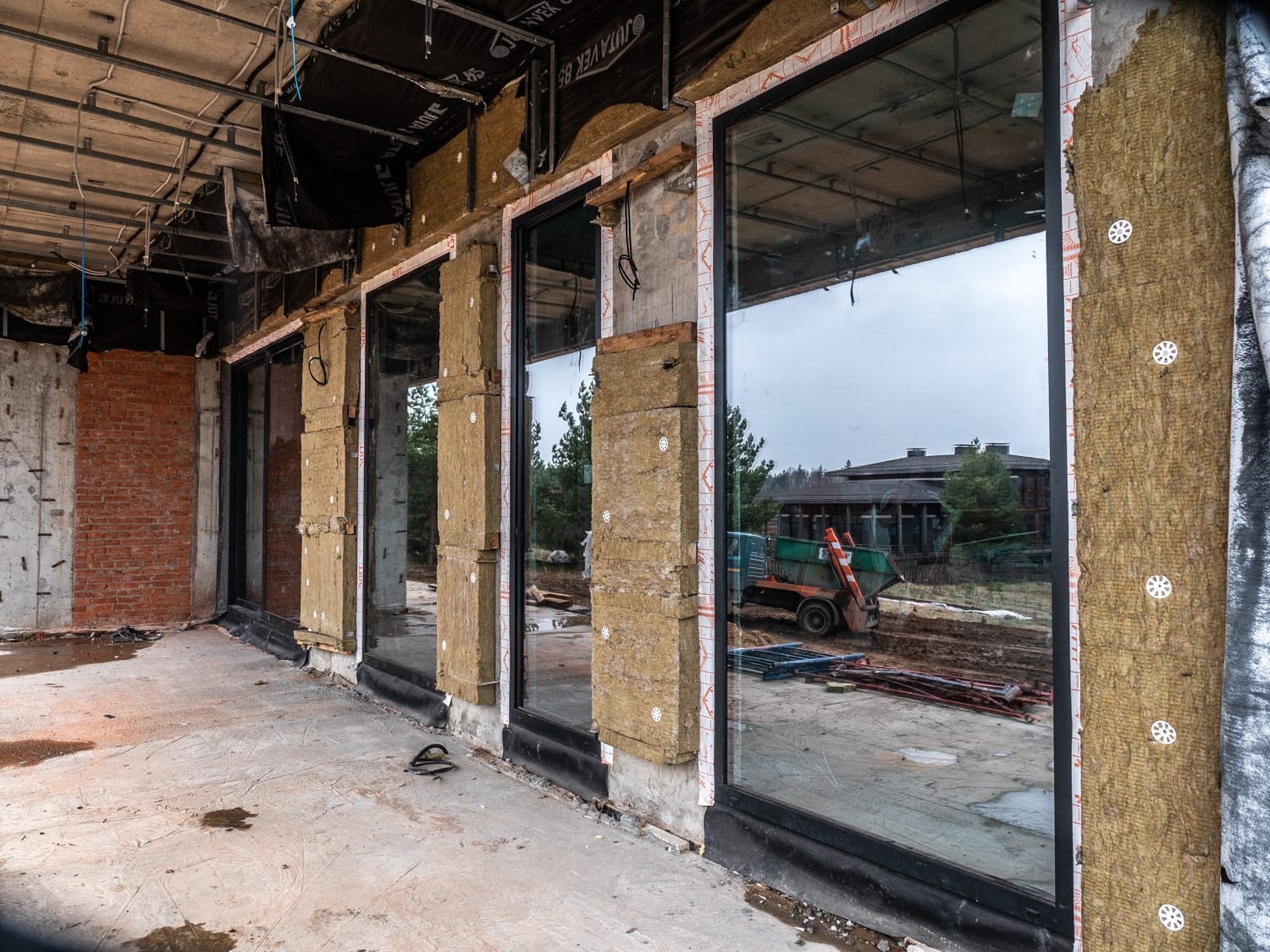 Миниатюра №12