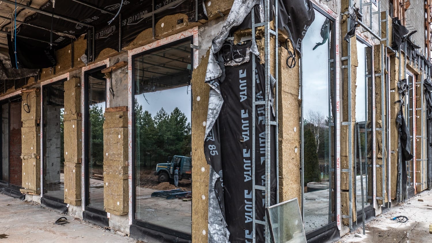 Миниатюра №13