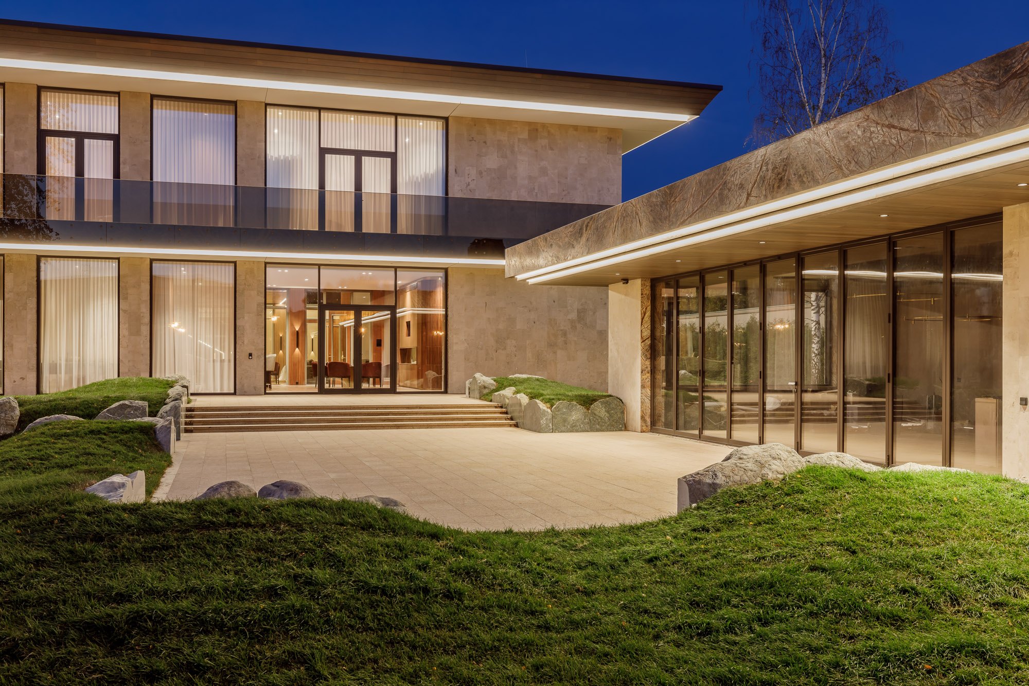 Основное изображение