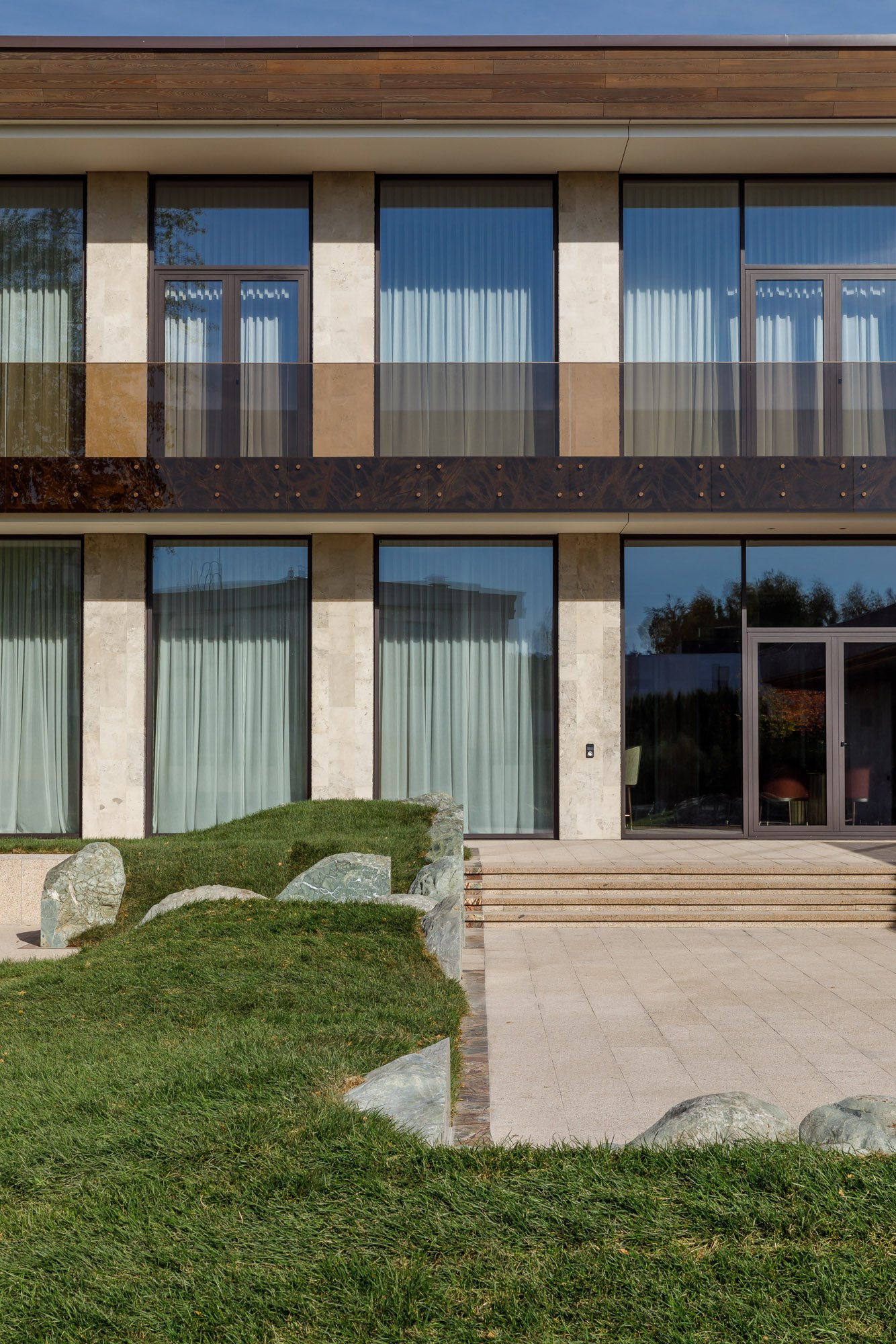 Миниатюра №3