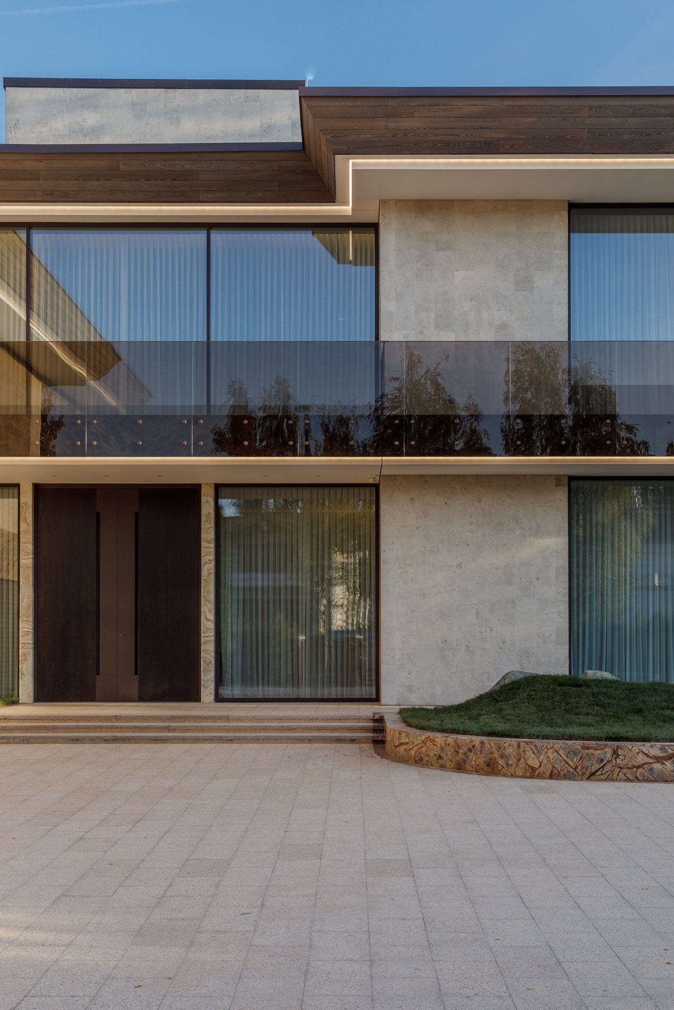 Миниатюра №10