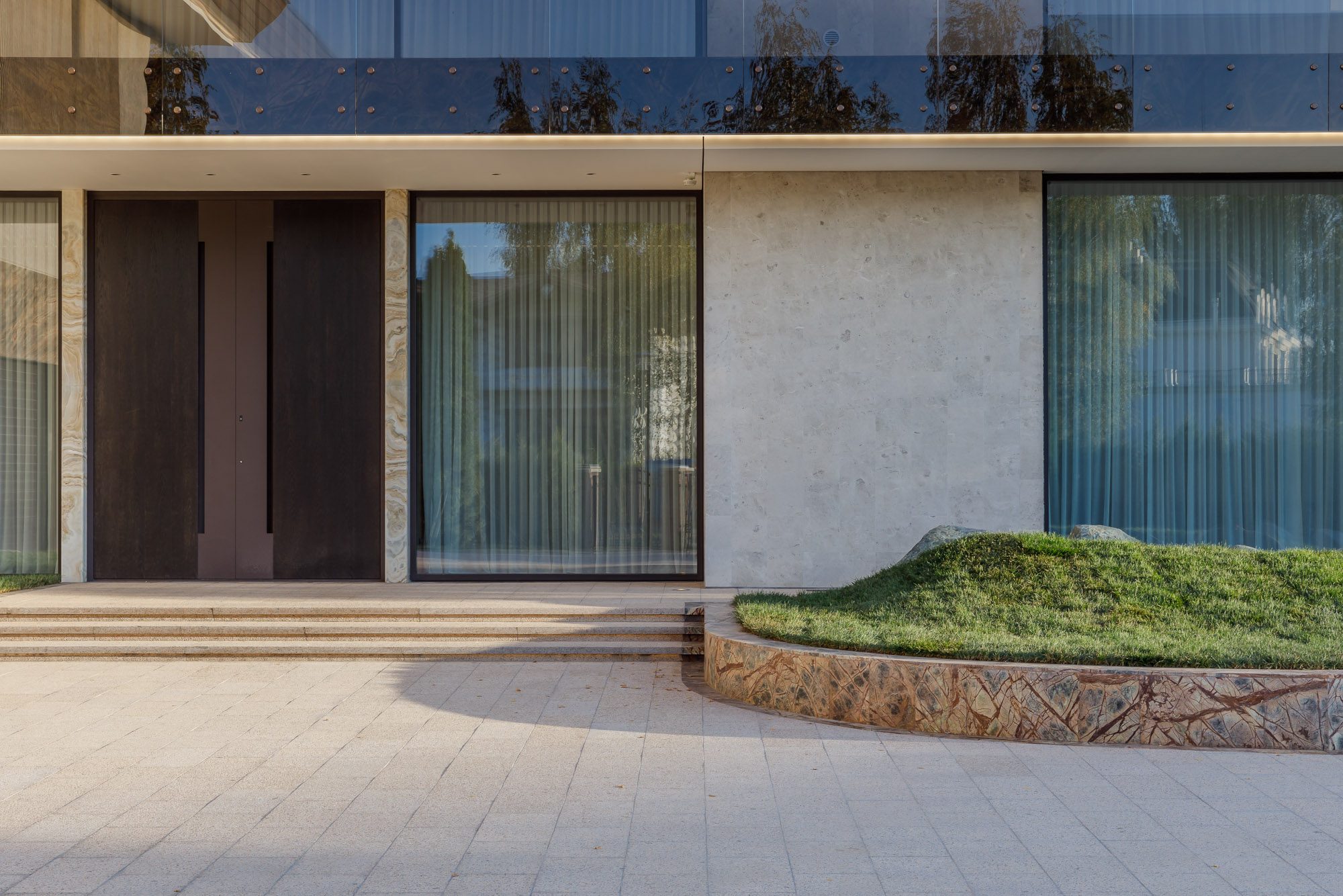 Миниатюра №11