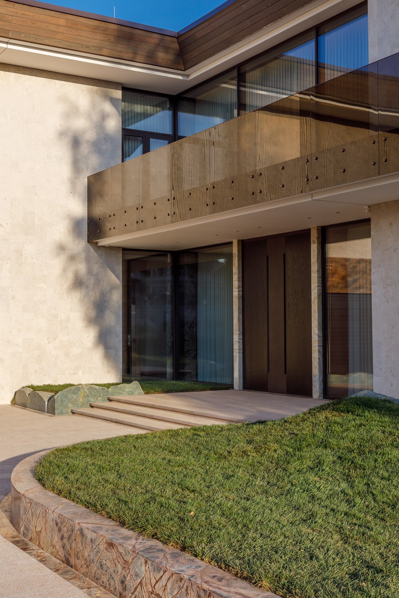 Миниатюра №12