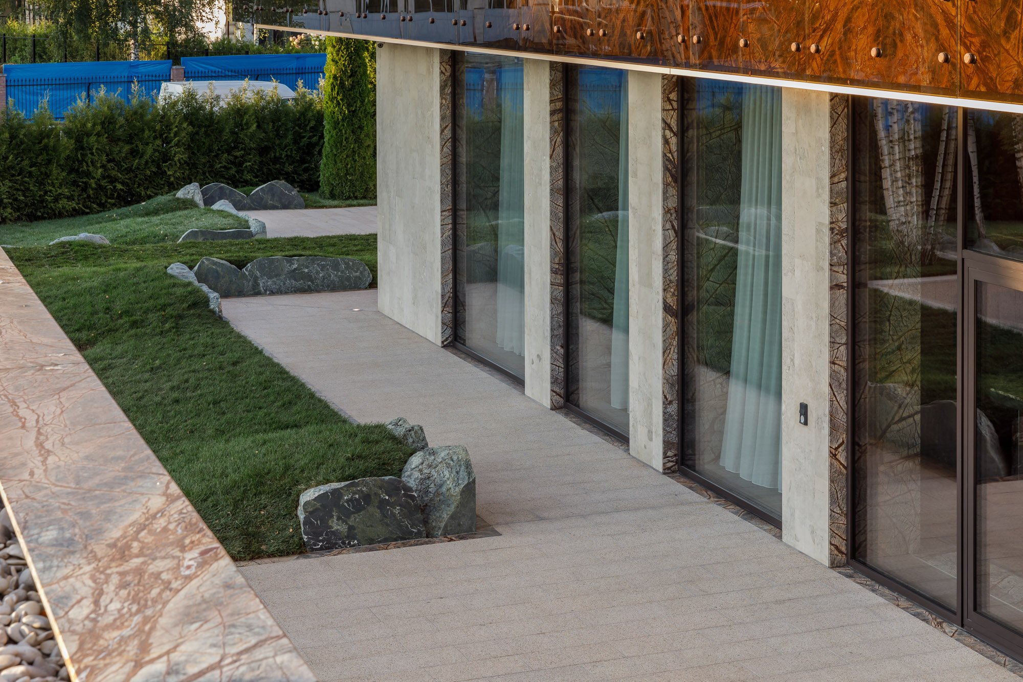 Миниатюра №15