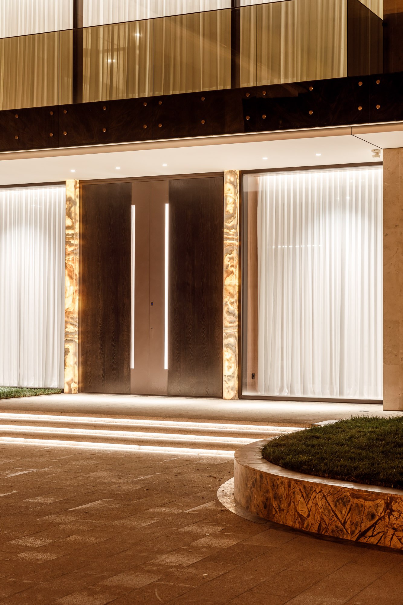 Миниатюра №23