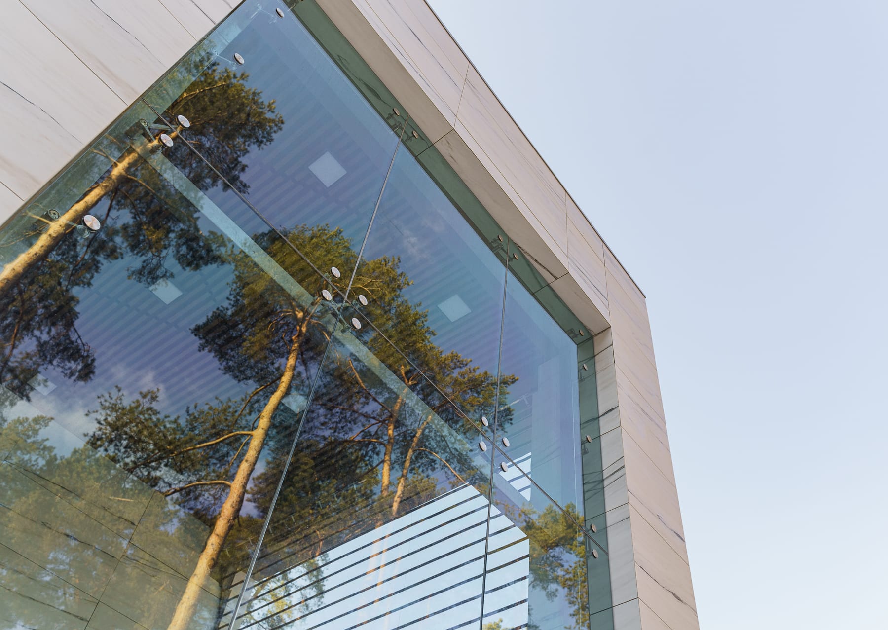 Миниатюра №11