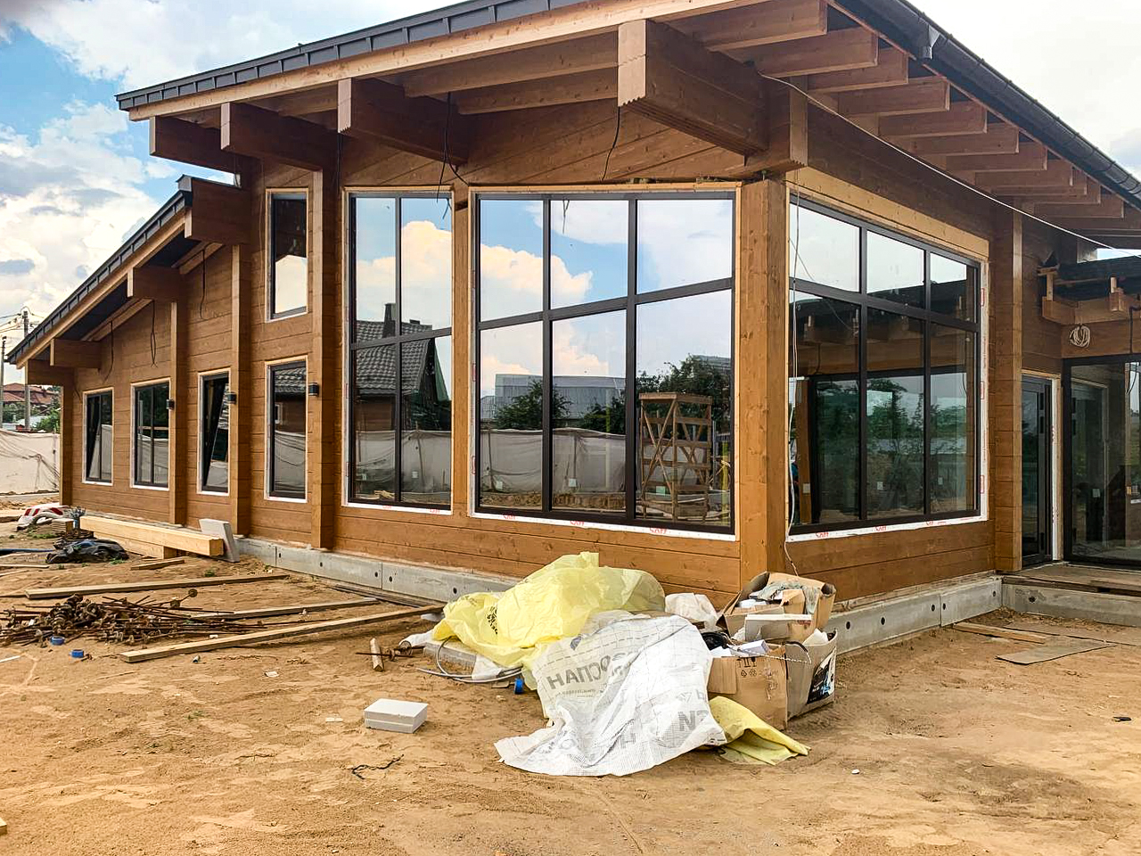 Основное изображение