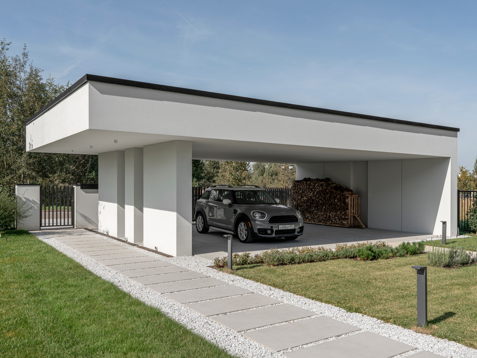 Миниатюра №6