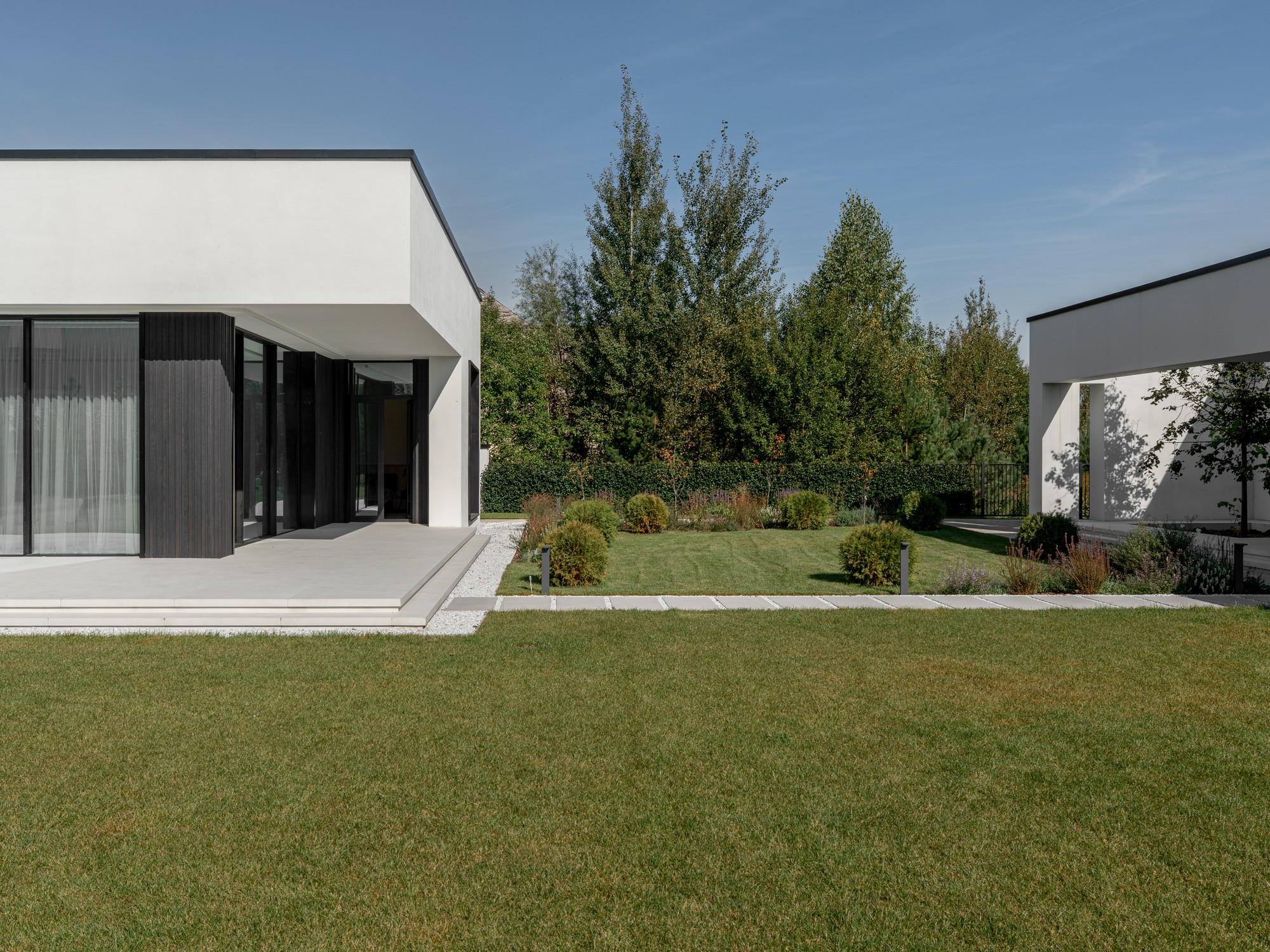 Миниатюра №16