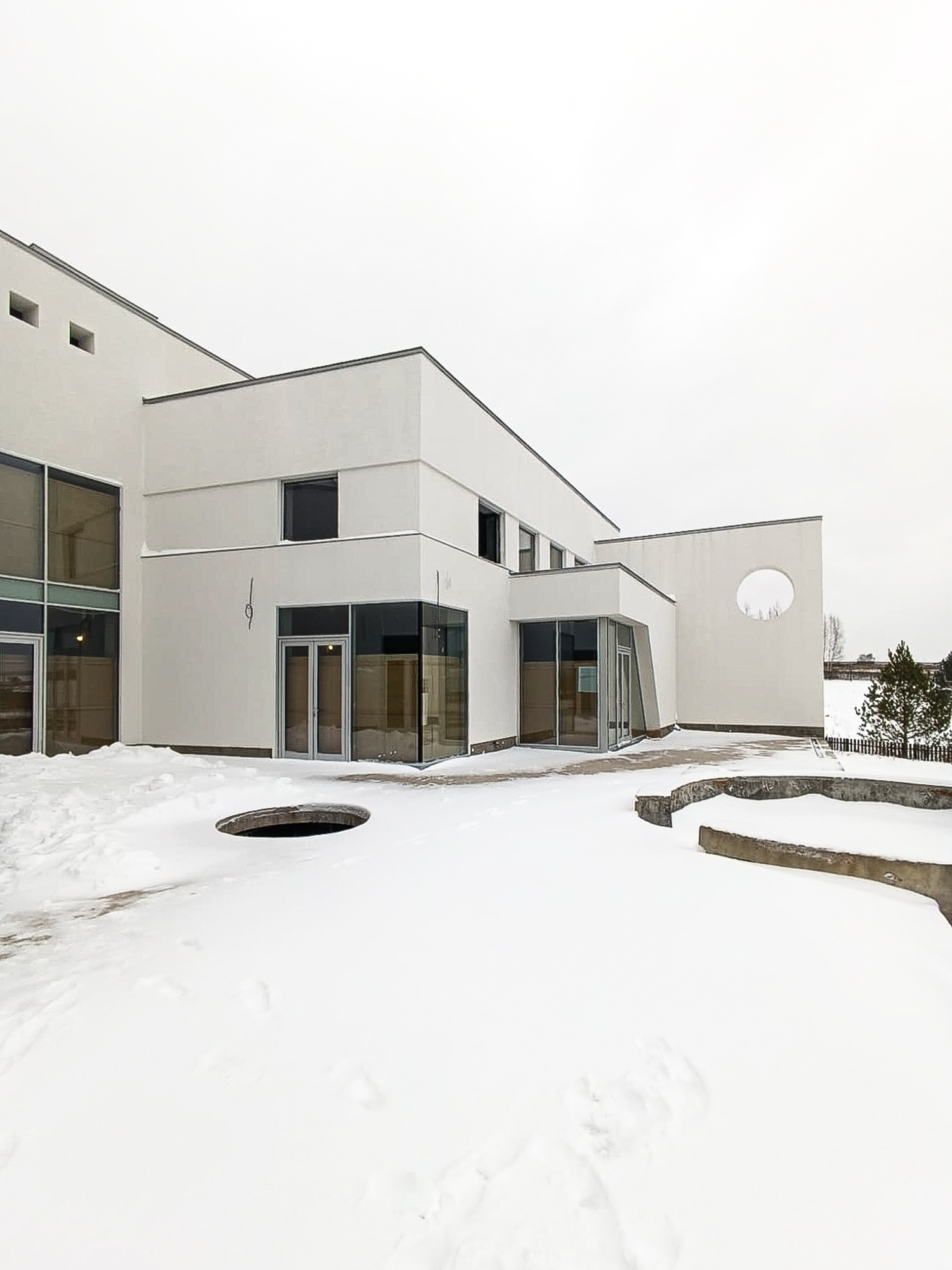 Миниатюра №12