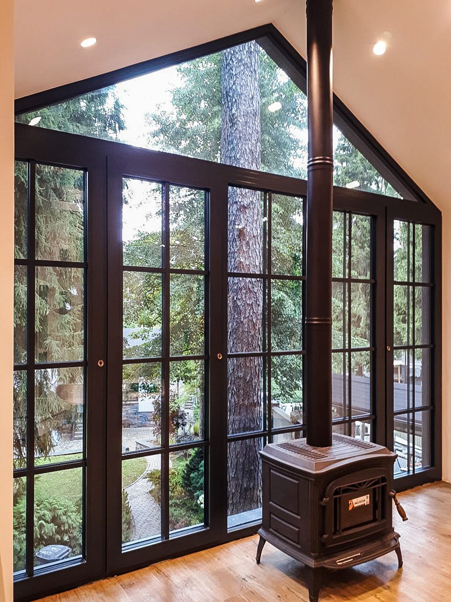 Миниатюра №7