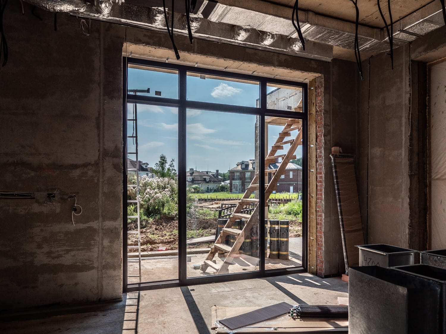 Миниатюра №12