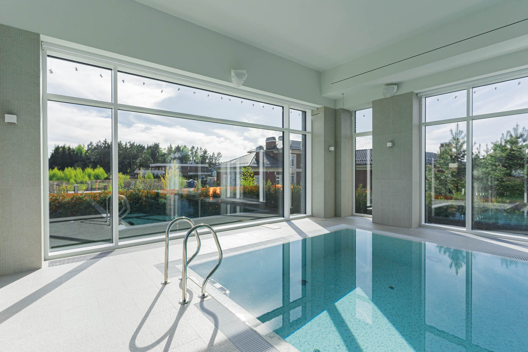 Миниатюра №13