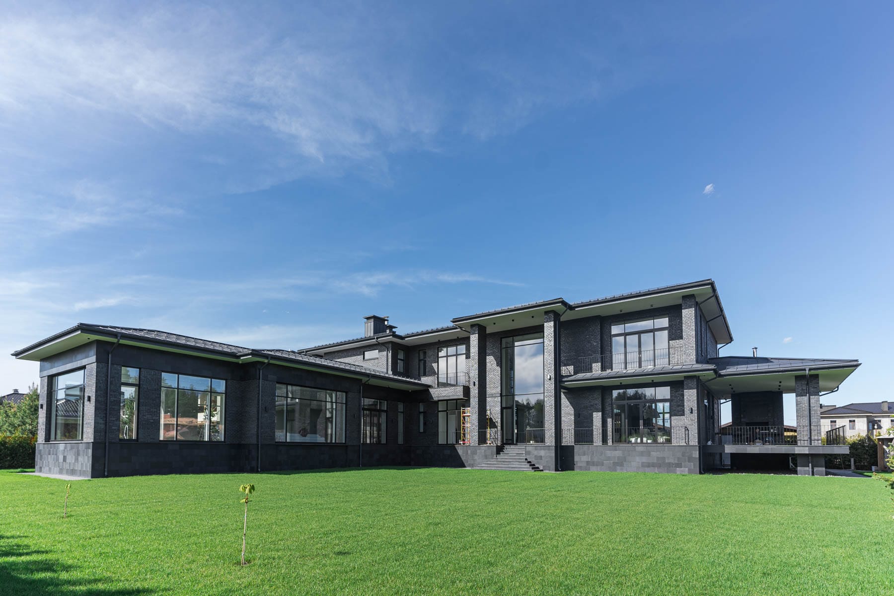 Основное изображение