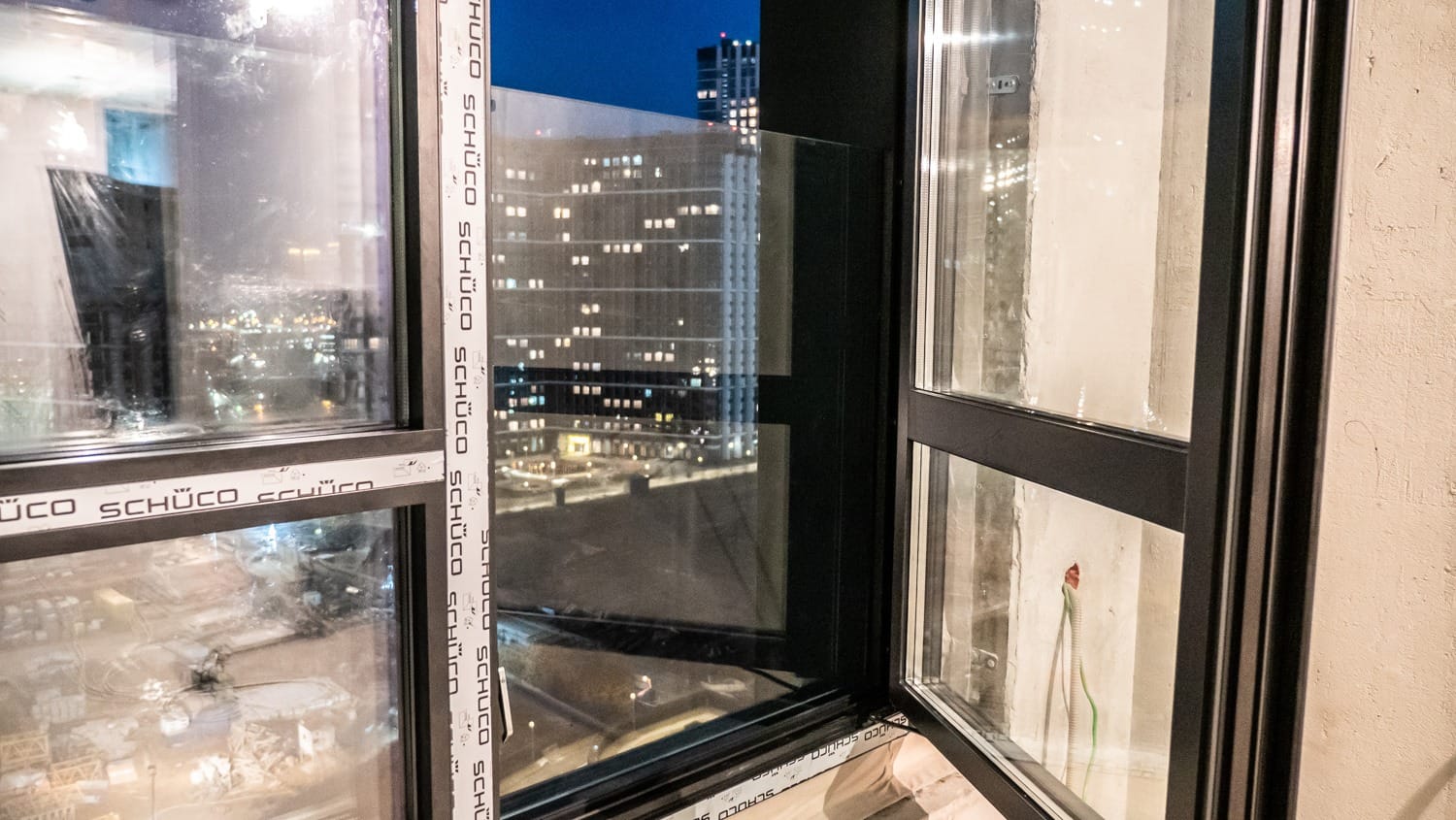 Миниатюра №6