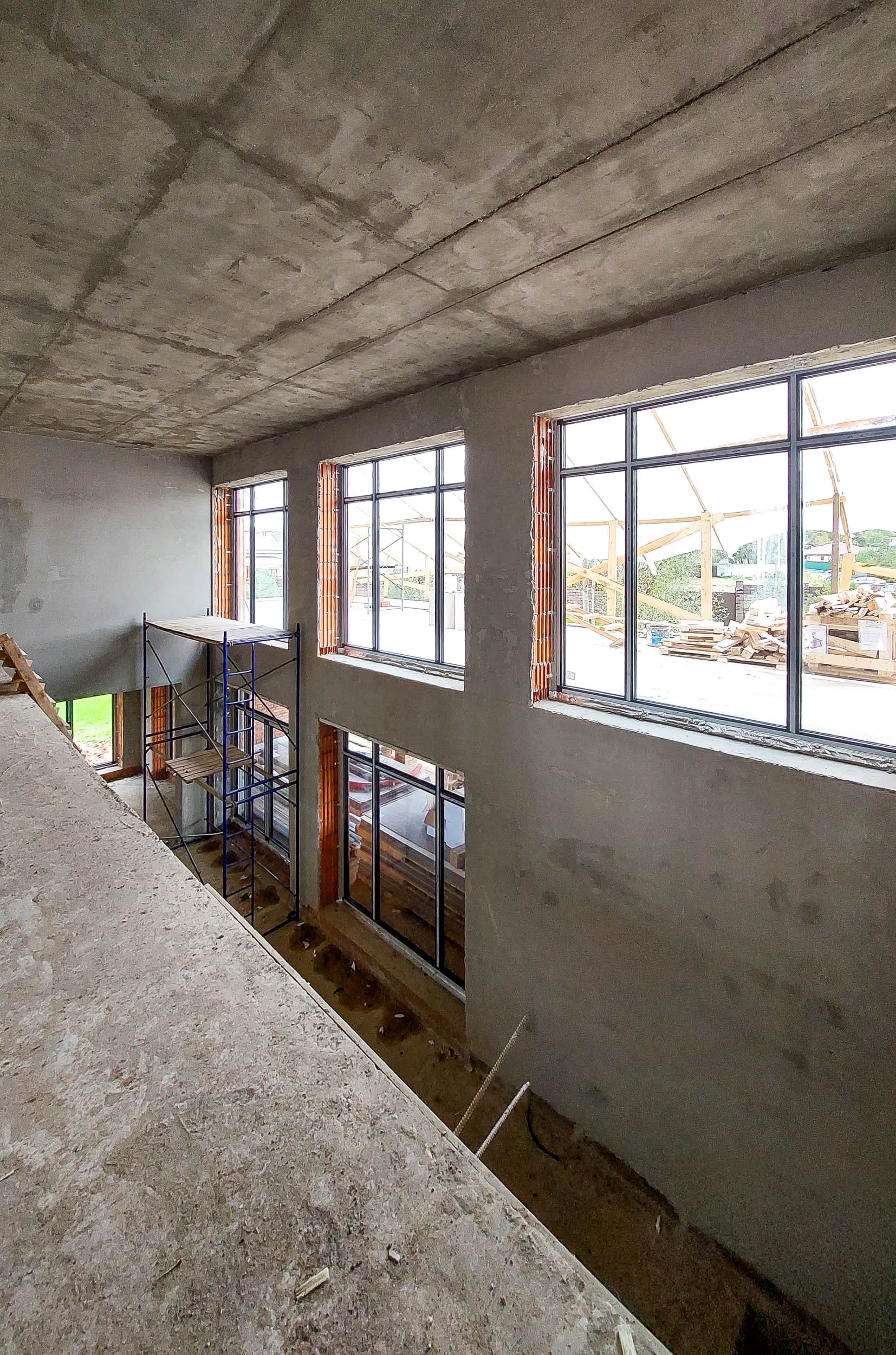 Основное изображение