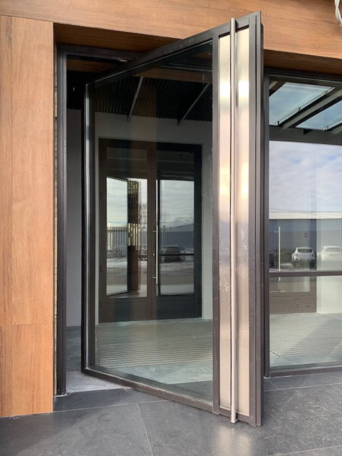 Основное изображение