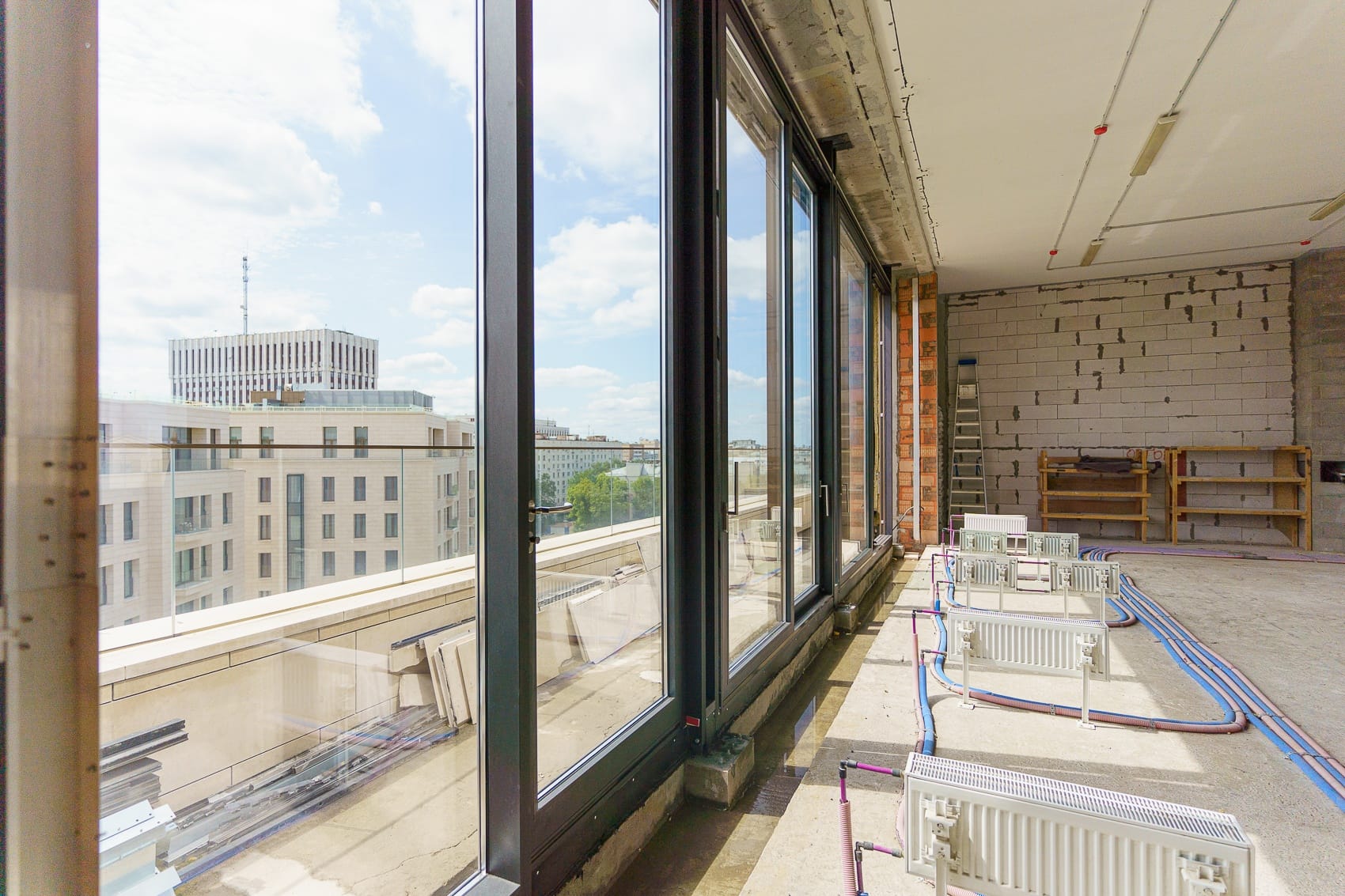 Миниатюра №13