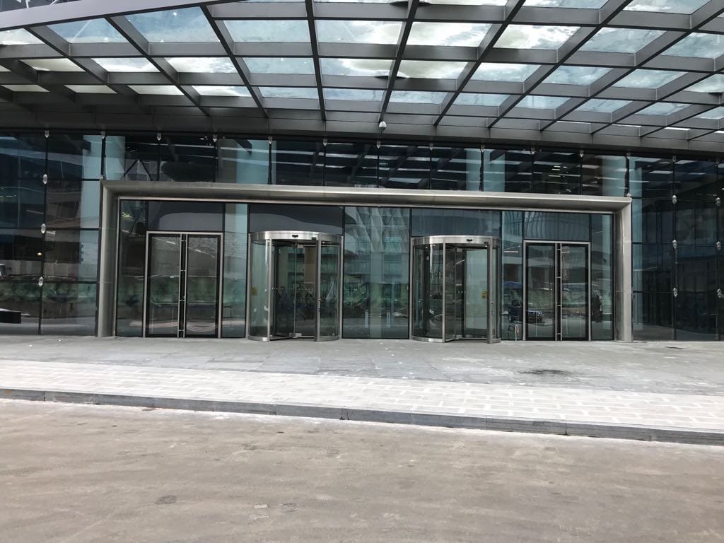 Миниатюра №10