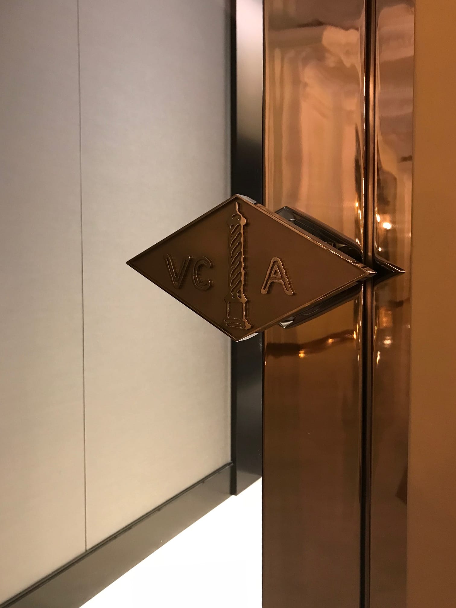 Миниатюра №7