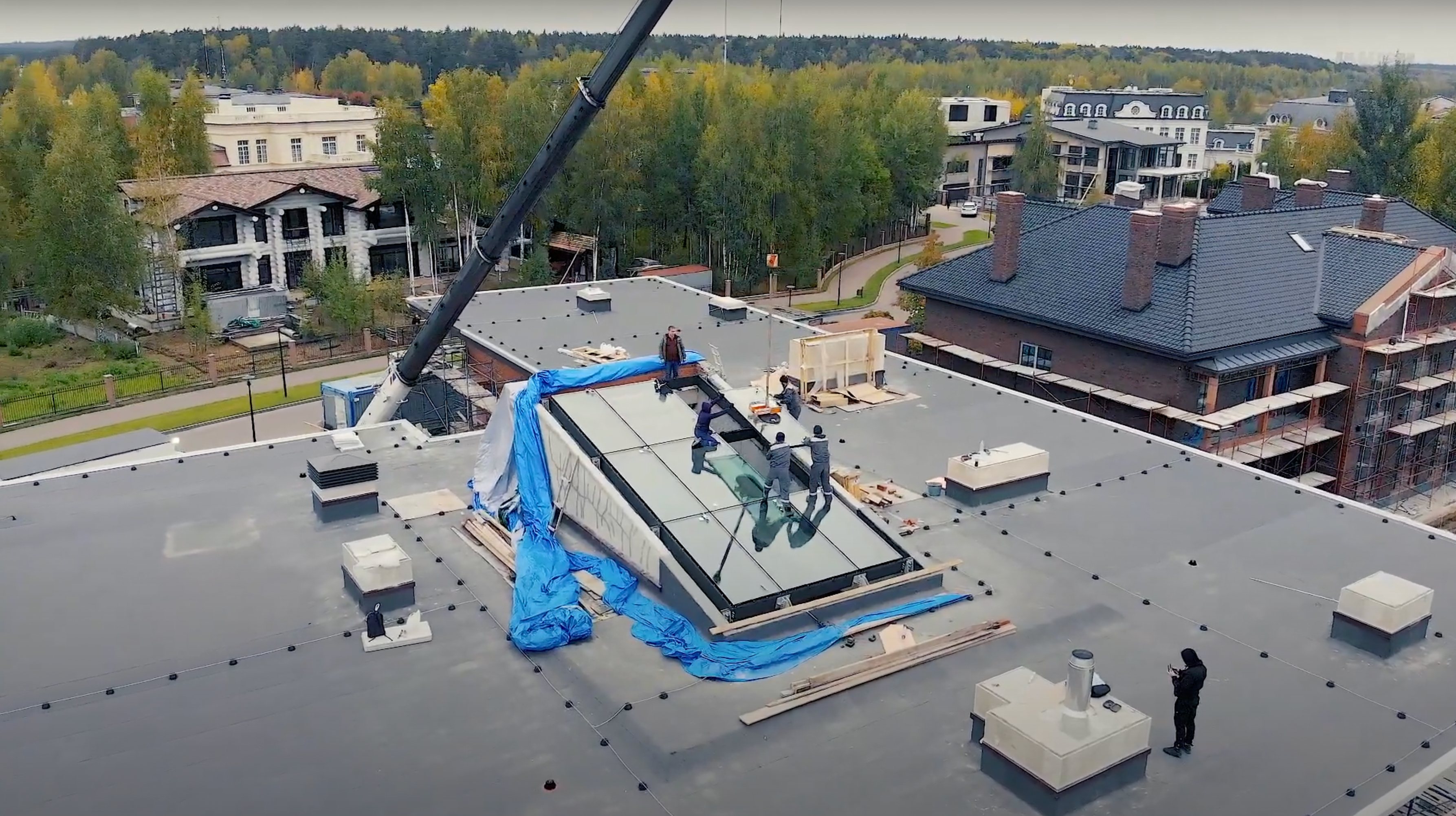 Основное изображение