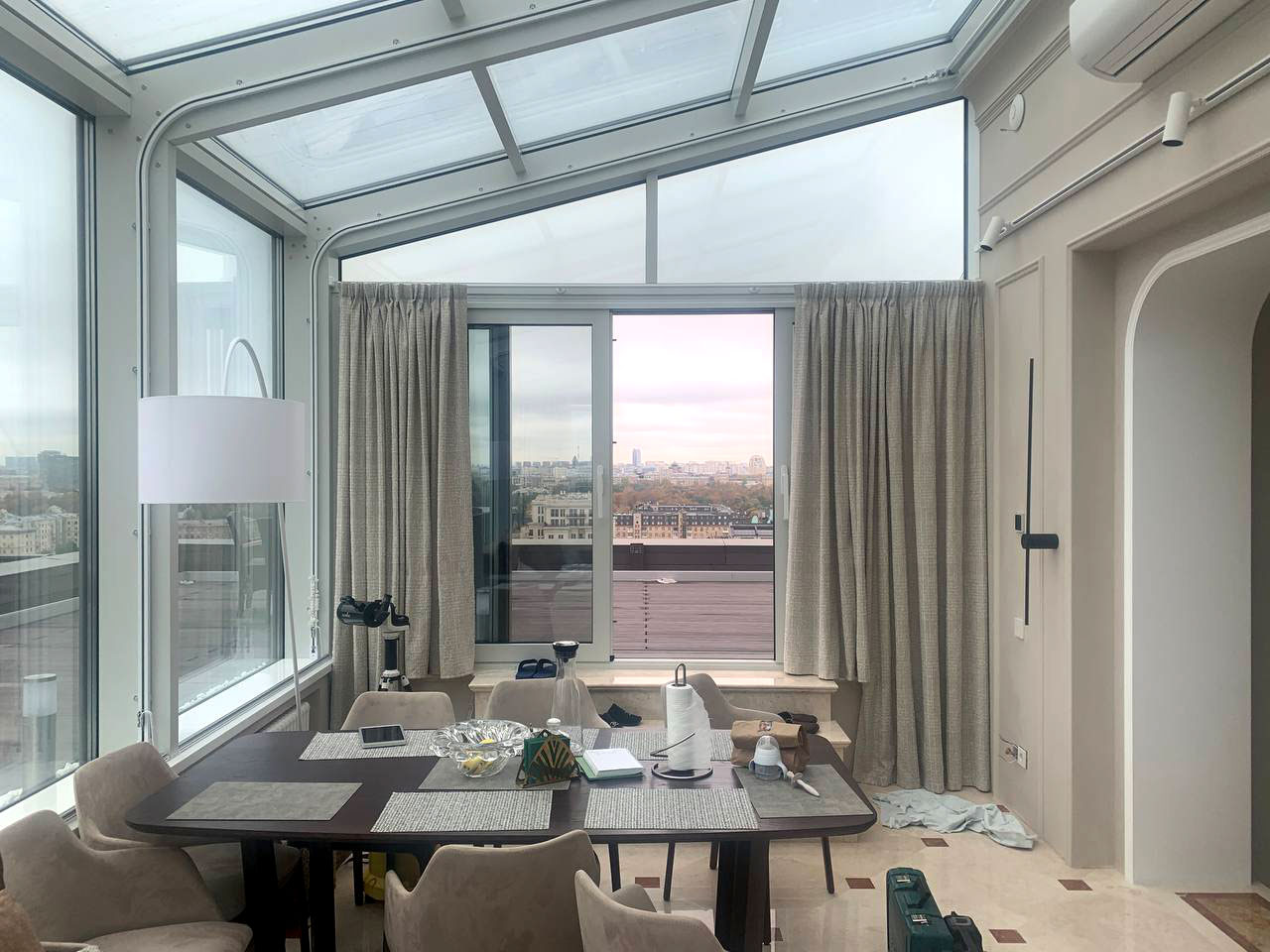 Основное изображение