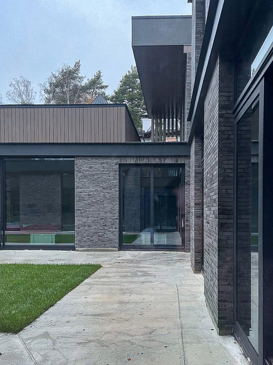 Миниатюра №6