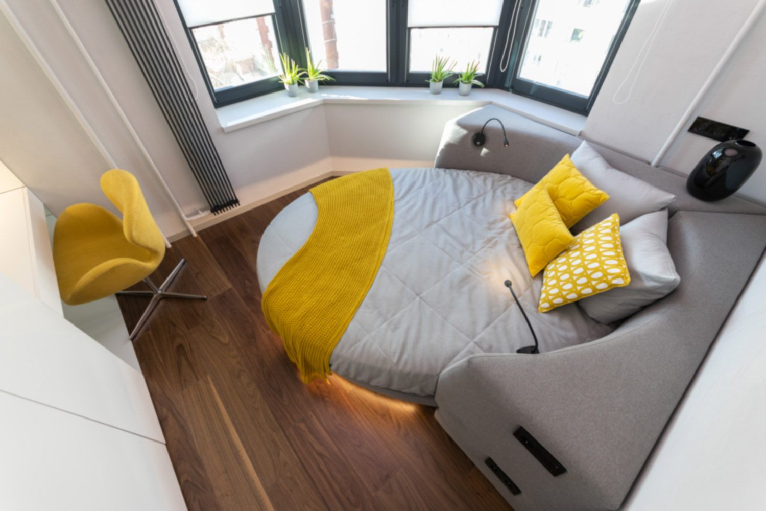 Миниатюра №6