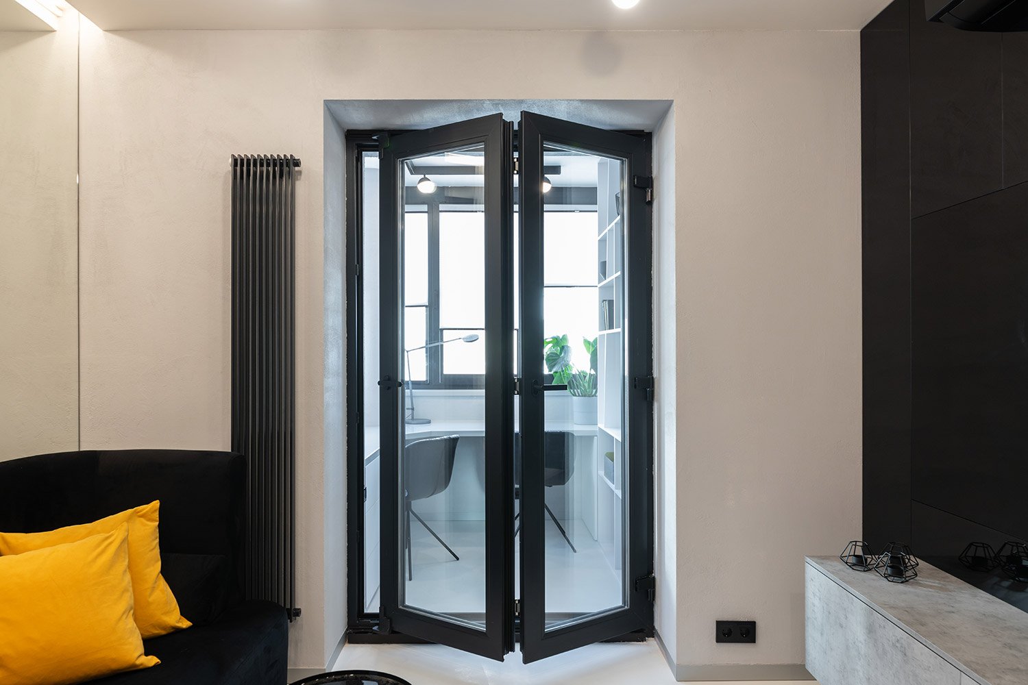 Миниатюра №9