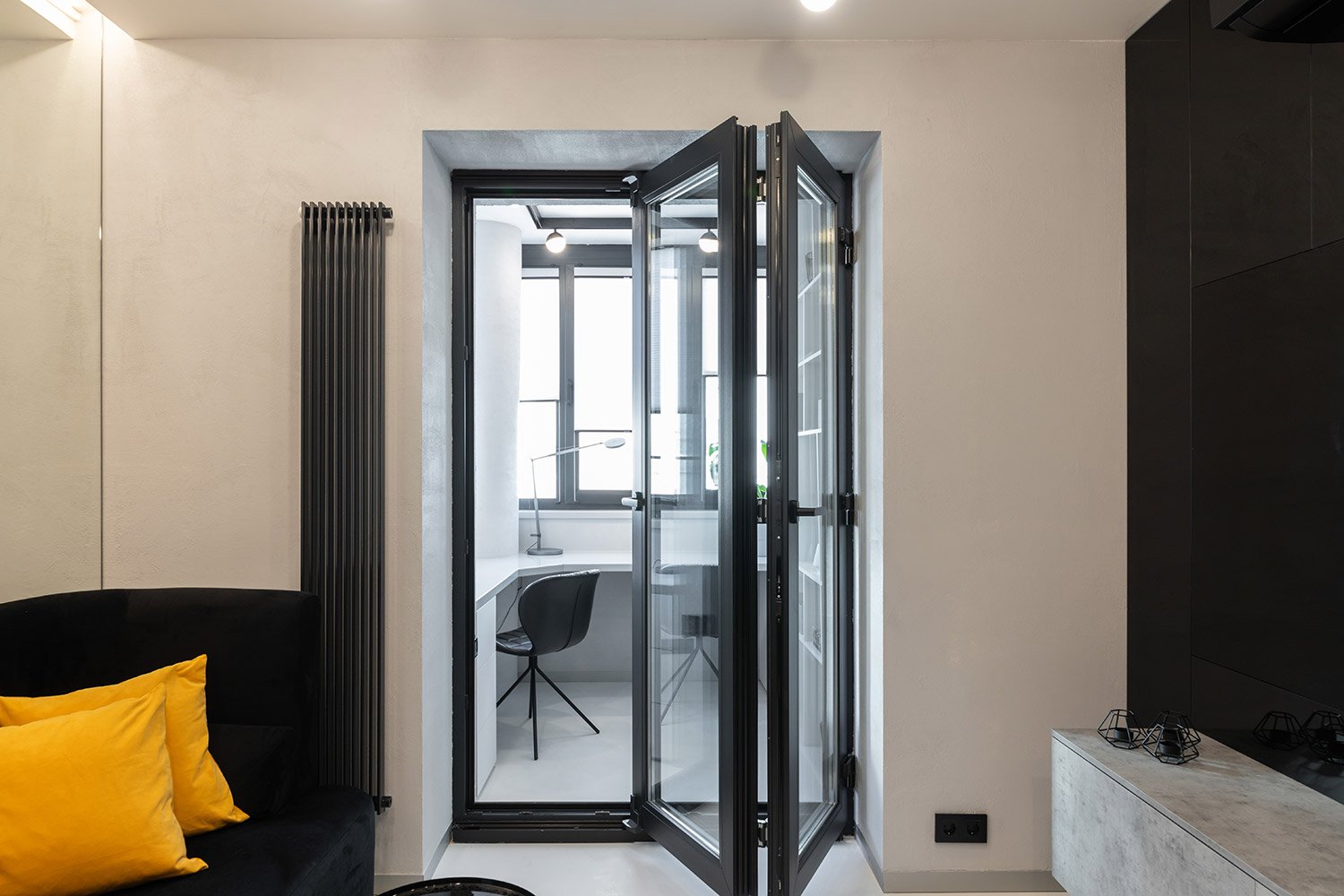 Миниатюра №10