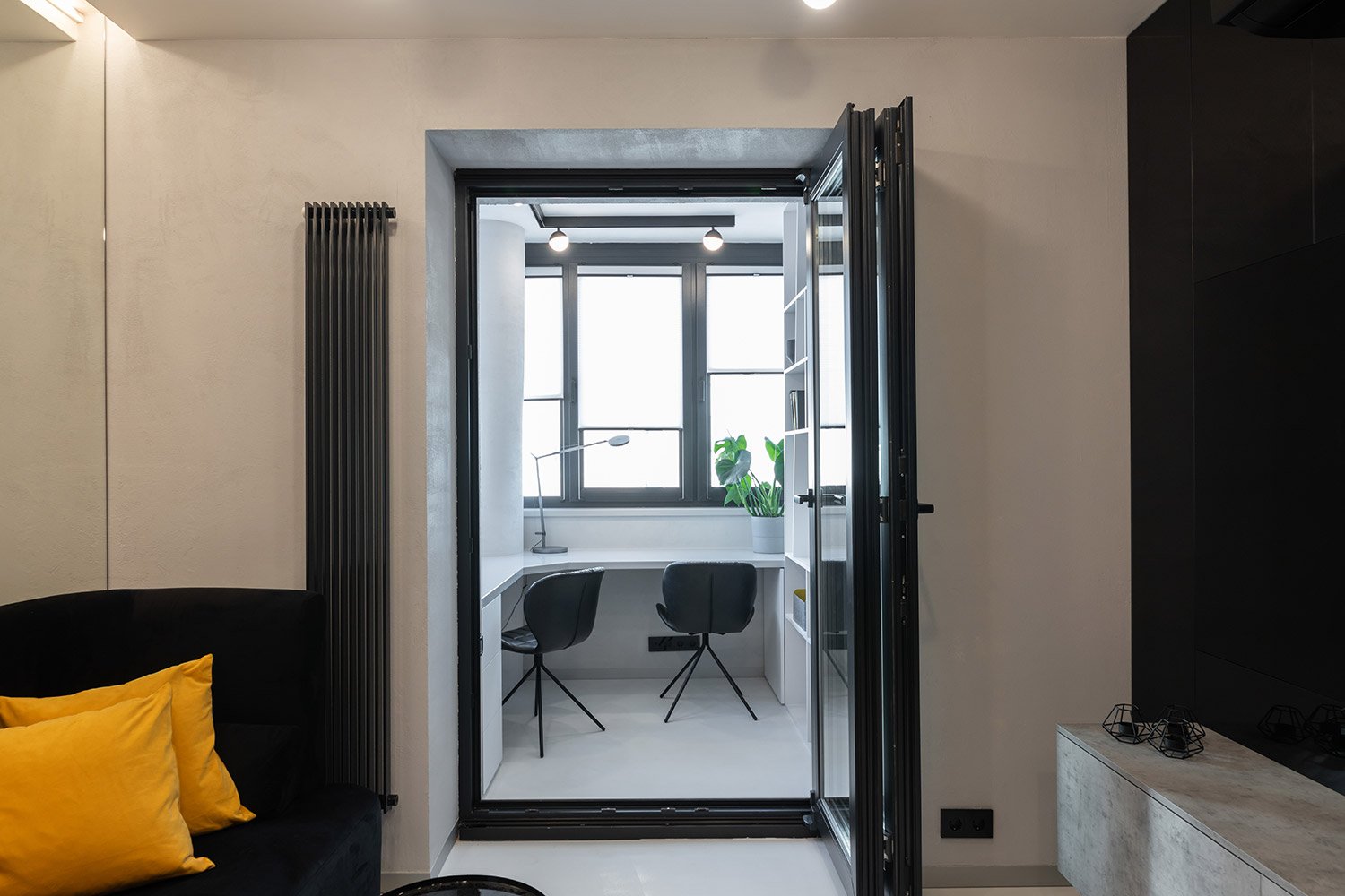 Миниатюра №11